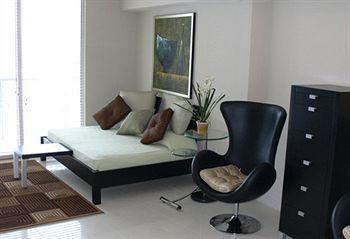 Opera Suites And Marina Doral Eksteriør bilde
